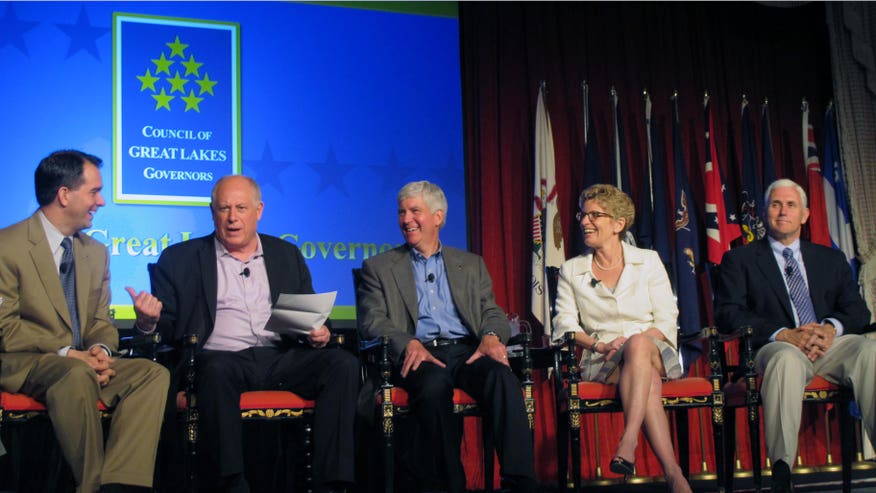 Great Lakes Governors_Smit.jpg